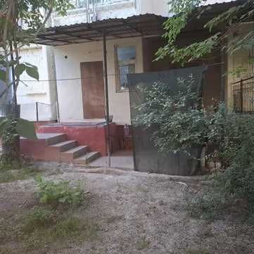 Срочно продаётся квартира Юнусабад19 2 ком 1 этаж 57 м2