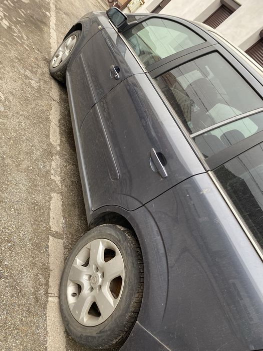 Opel zafira si roti de iarna