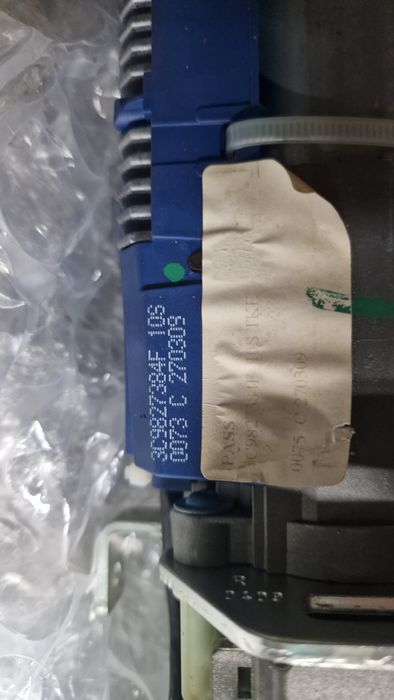 Машинки/моторчета за ел. багажник на passat b6/b7