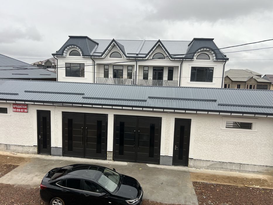 Уй сотилади 8 хона 340 квадрат 2 этажли Олмалик шахар Янги Бустон