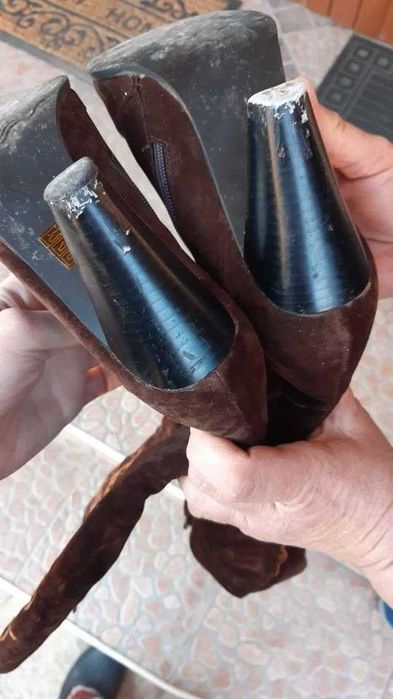 Дамски ботуши, велурени