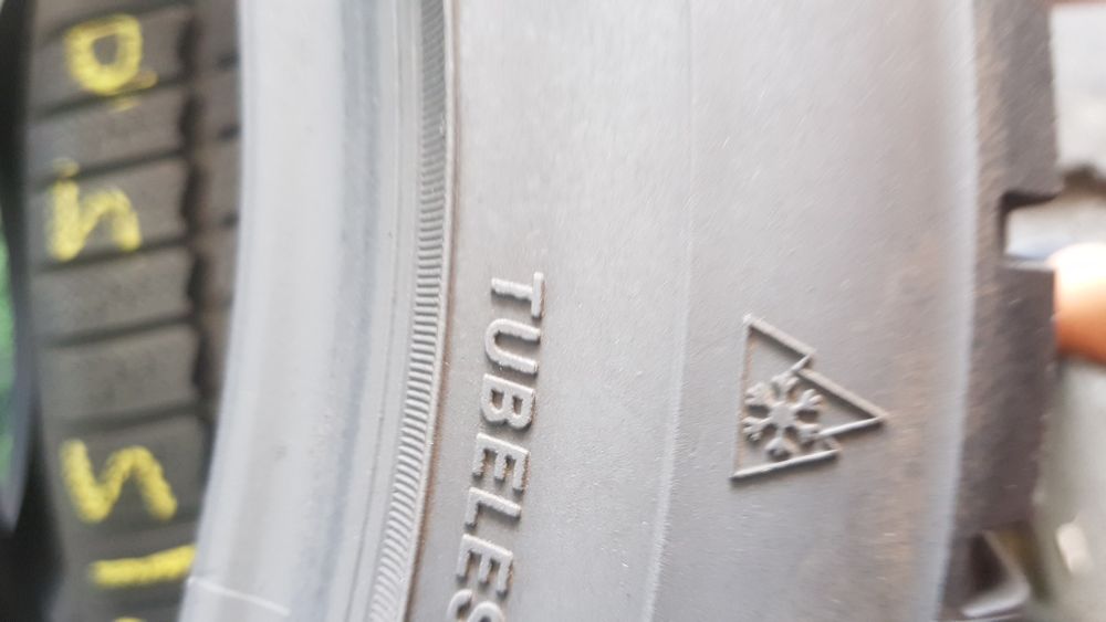 Anvelope 4x215 50 17 firestone iarna dot 19 mm 5.4