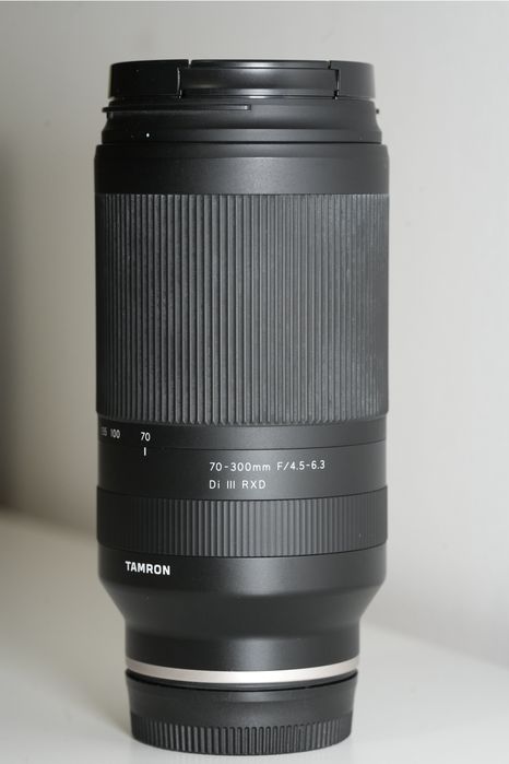 Обектив Tamron 70-300 mm (Sony Mount)