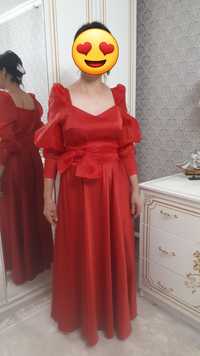Вечернее платье  красное