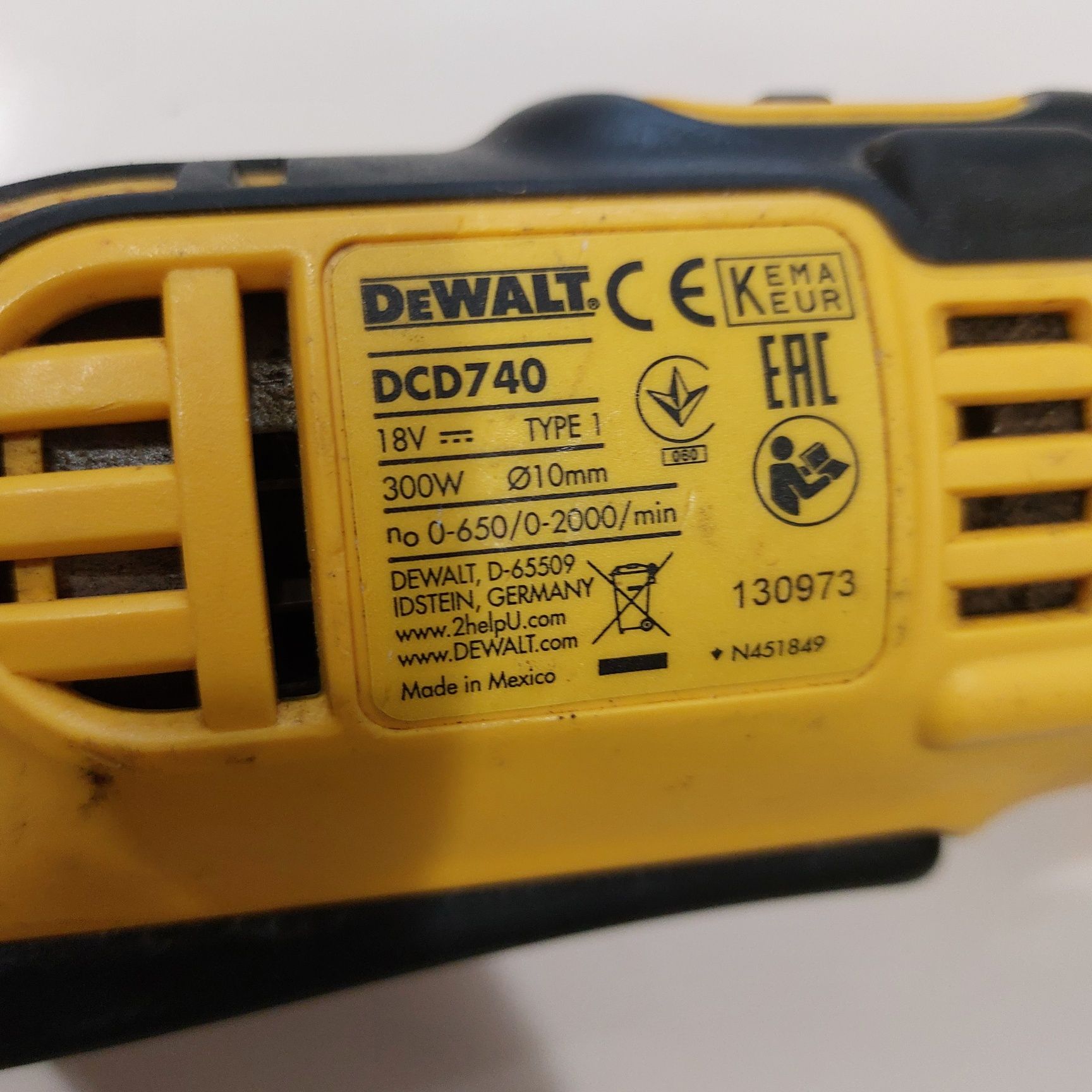 Dewalt DCD740 акумулаторен ъглов винтоверт Девалт 18 волта