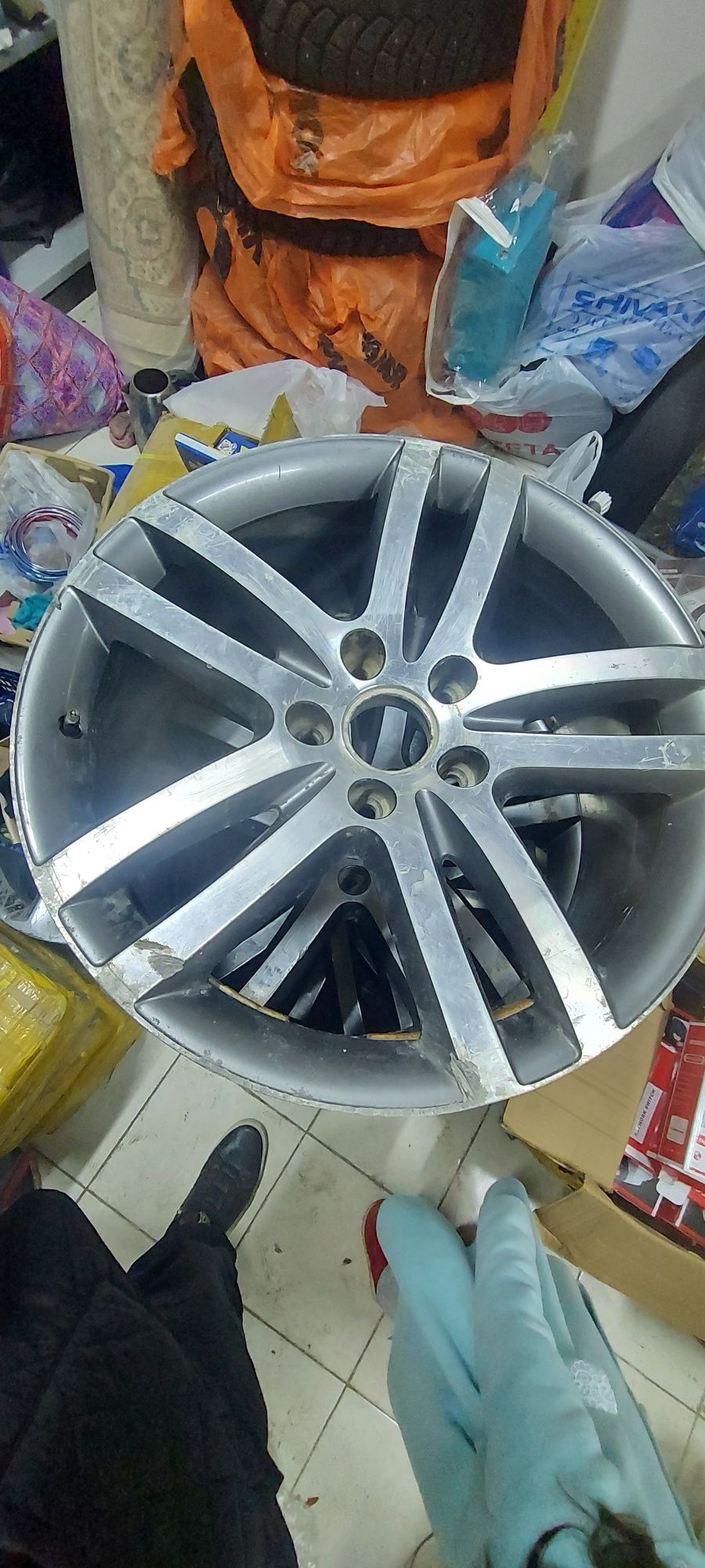 Диск оригинальный на Audi Q7 ,Touareg,Porsche Cayenne,