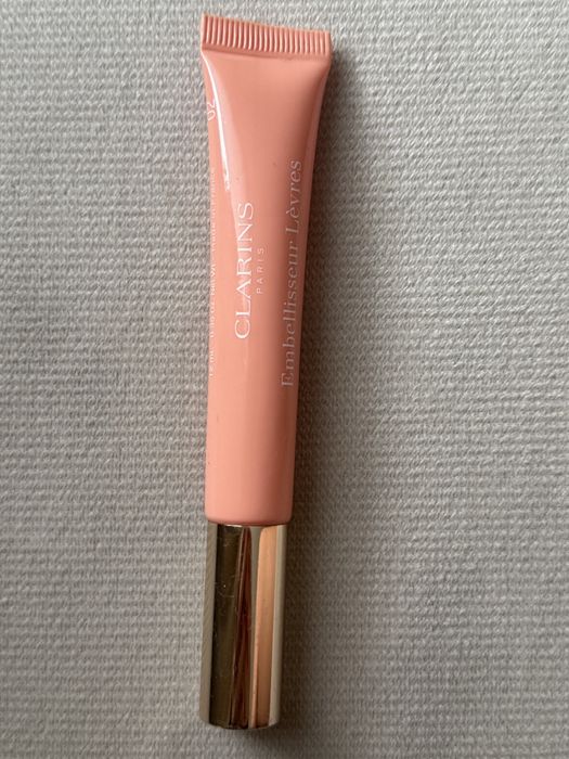 Clarins- 02 цвят gloss