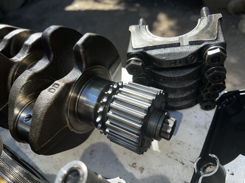 Vibrochen, pistoane, segmenti, pompa ulei, awx, avf 131cp passat b5.5