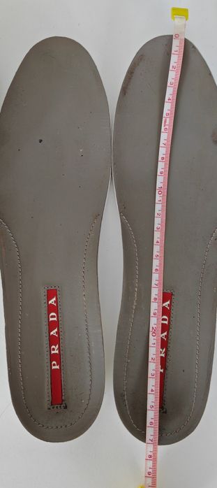 Vând loafers Prada suede 41