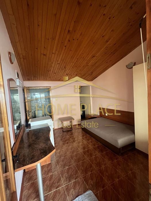 Дава се под наем Едностаен апартамент в Варна, Бриз - 25 кв.м за 229.5 € - Снимка #2