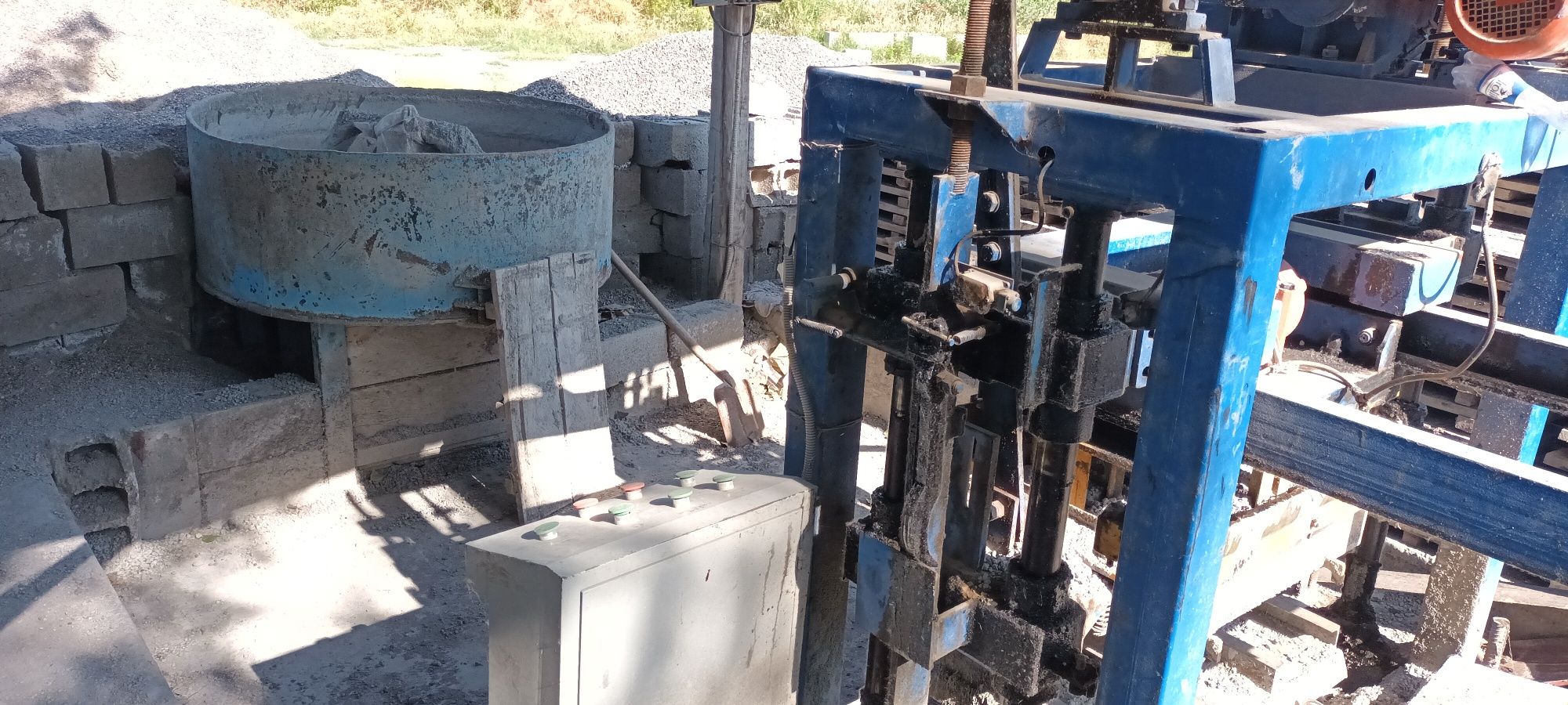 Shlakablok apparati komplekt sotiladi paddon, shitlari, 100 metr kabel