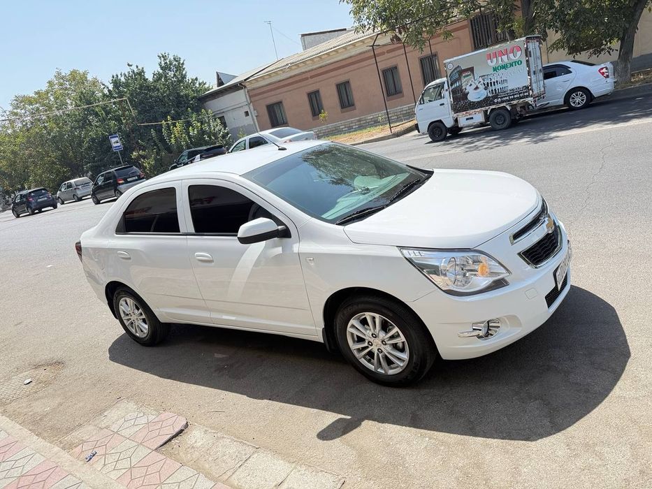 Chevrolet cobalt 2024