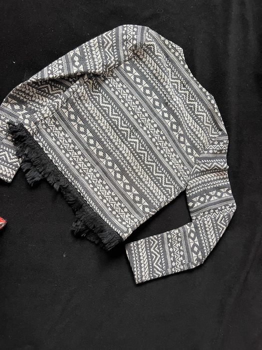 Дамско сако с ресни