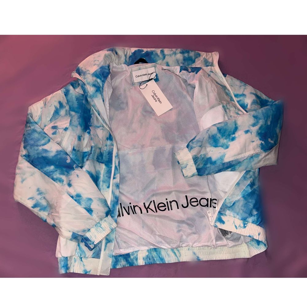 Vand geaca de primavara calvin klein