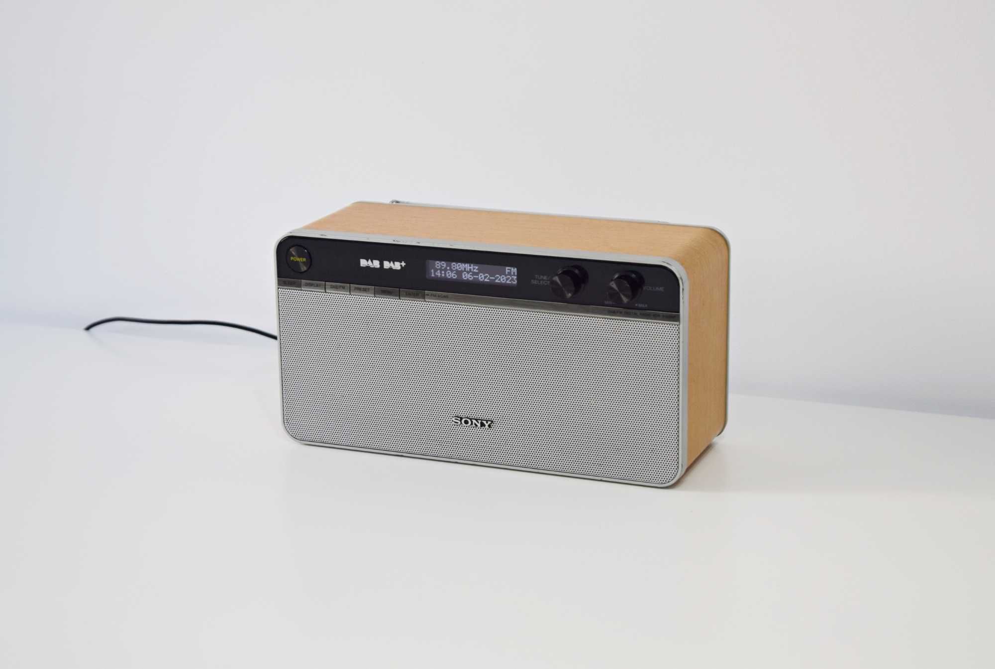 Radio Sony XDRS16DBP, Digital DAB radio cu ceas, boxa
