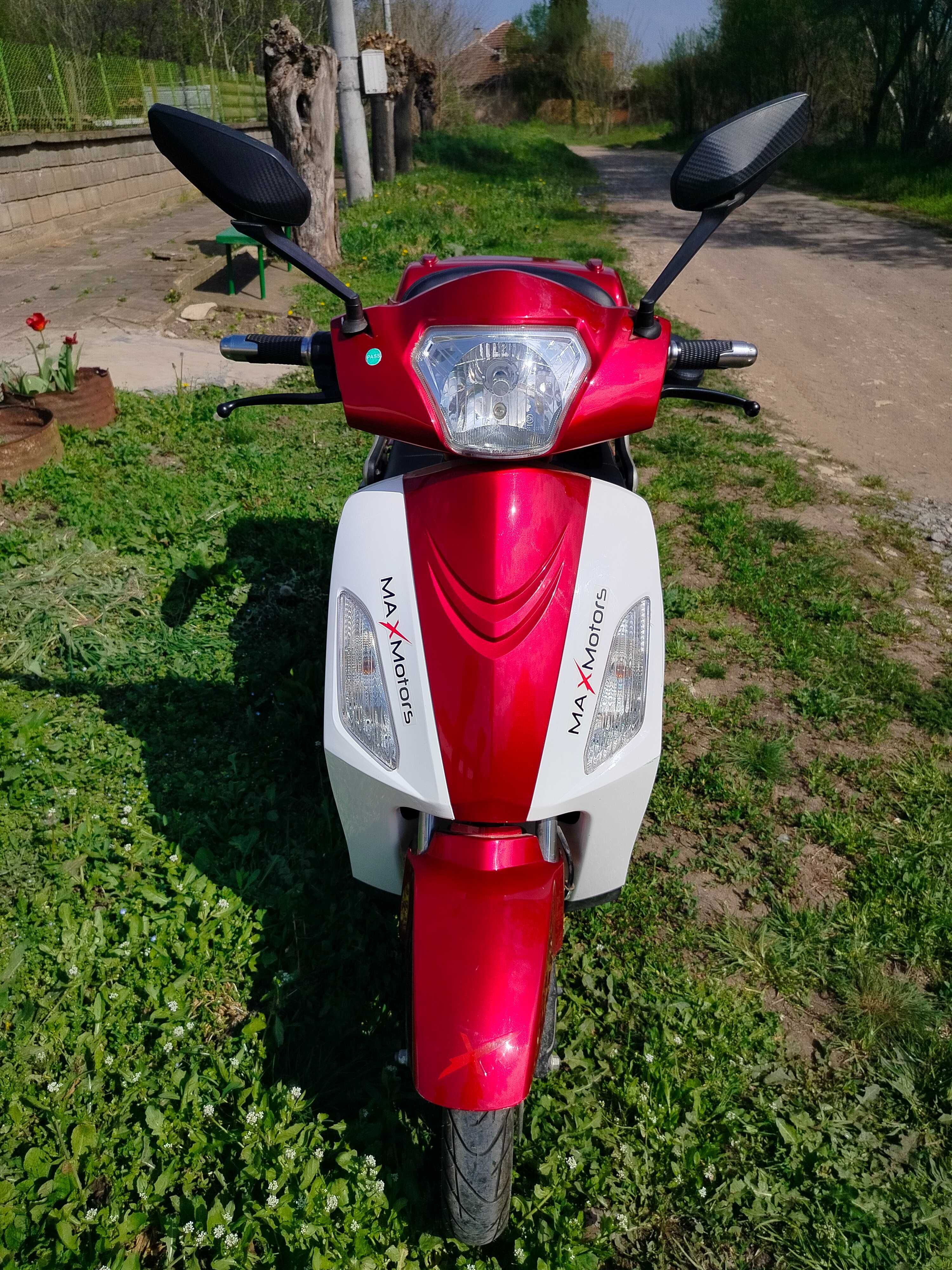 Електрическа триколка 1500W 20Ah MaxMotors FM1, червена