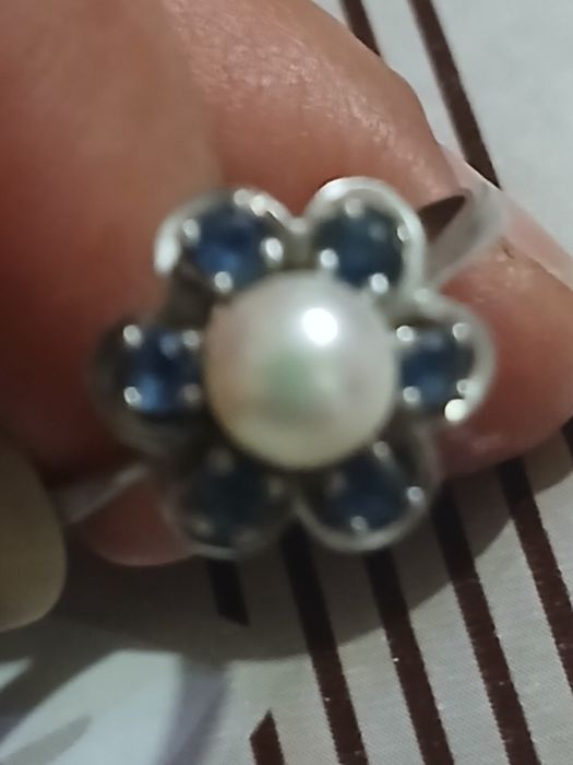 Inel cu safir și perlă 
aur galben 14k gramaj 5.93g.