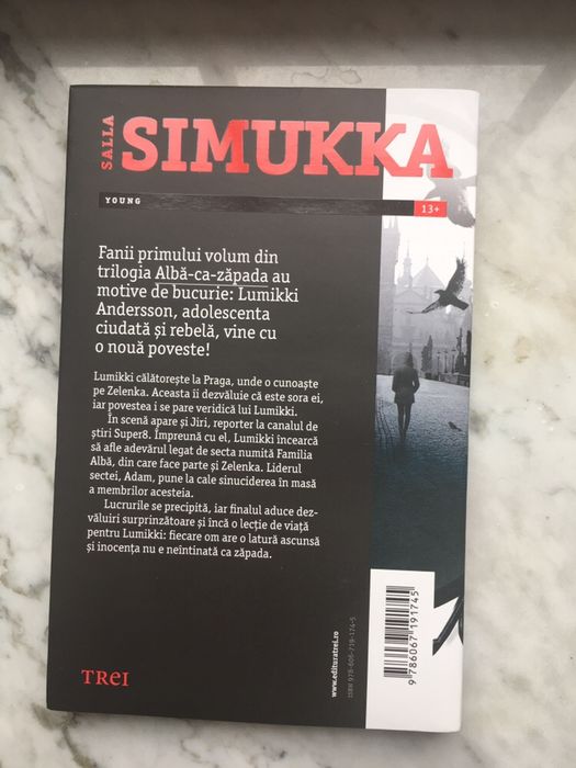 Seria Albă-ca-Zăpada - Salla Simukka