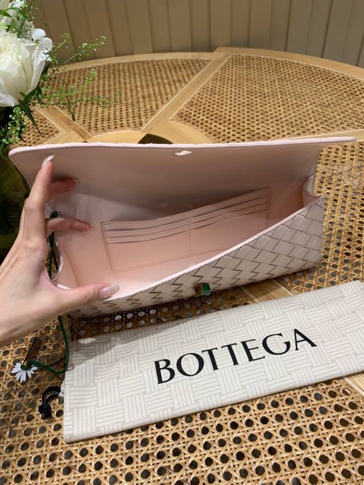 Geanta Bottega Veneta Clutch