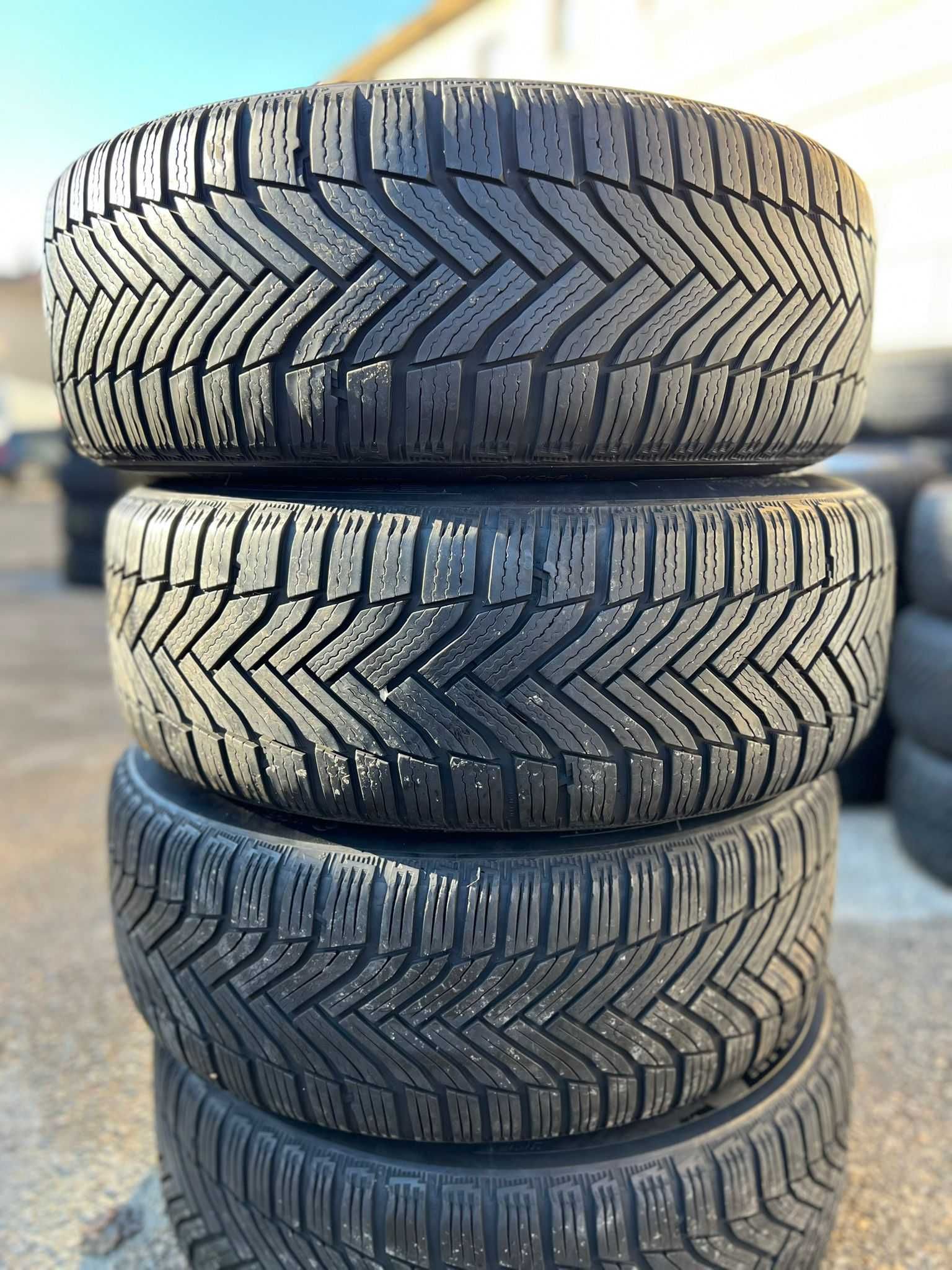 Зимни гуми 215 55 17 Michelin Alpin 6 DOT 4518 Грайфер 6.5мм