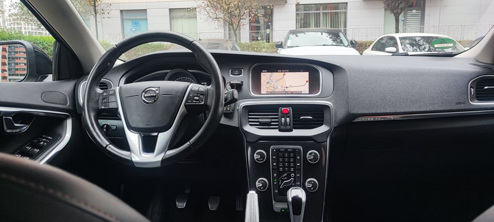 Volvo v40 cross country 2.0/D2/120cp/E6