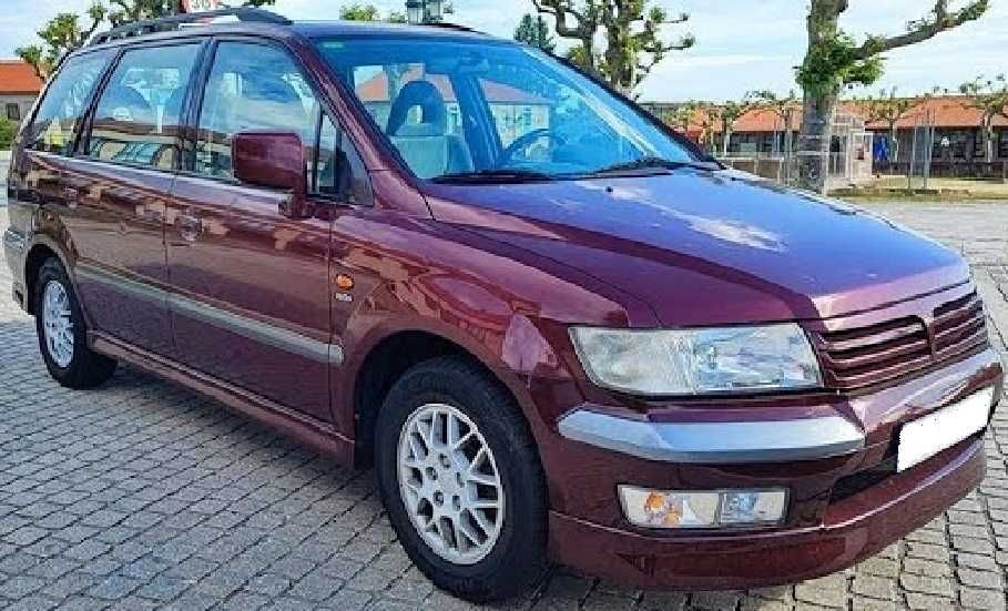 фары Mitsubishi: CHARIOT Grandis SPACE Wagon