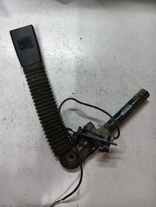 Pretensionare  stanga fata BMW 5 E60 2001 - 2010 561272102b