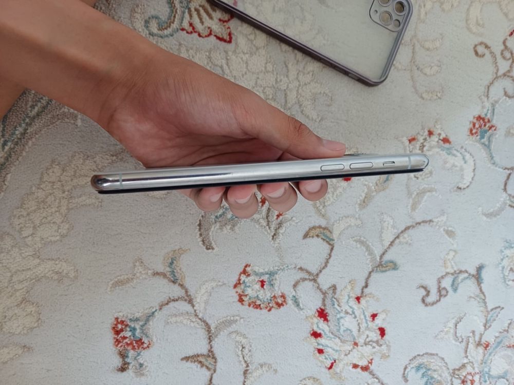 Iphone 11 pro max 64 gb без торга