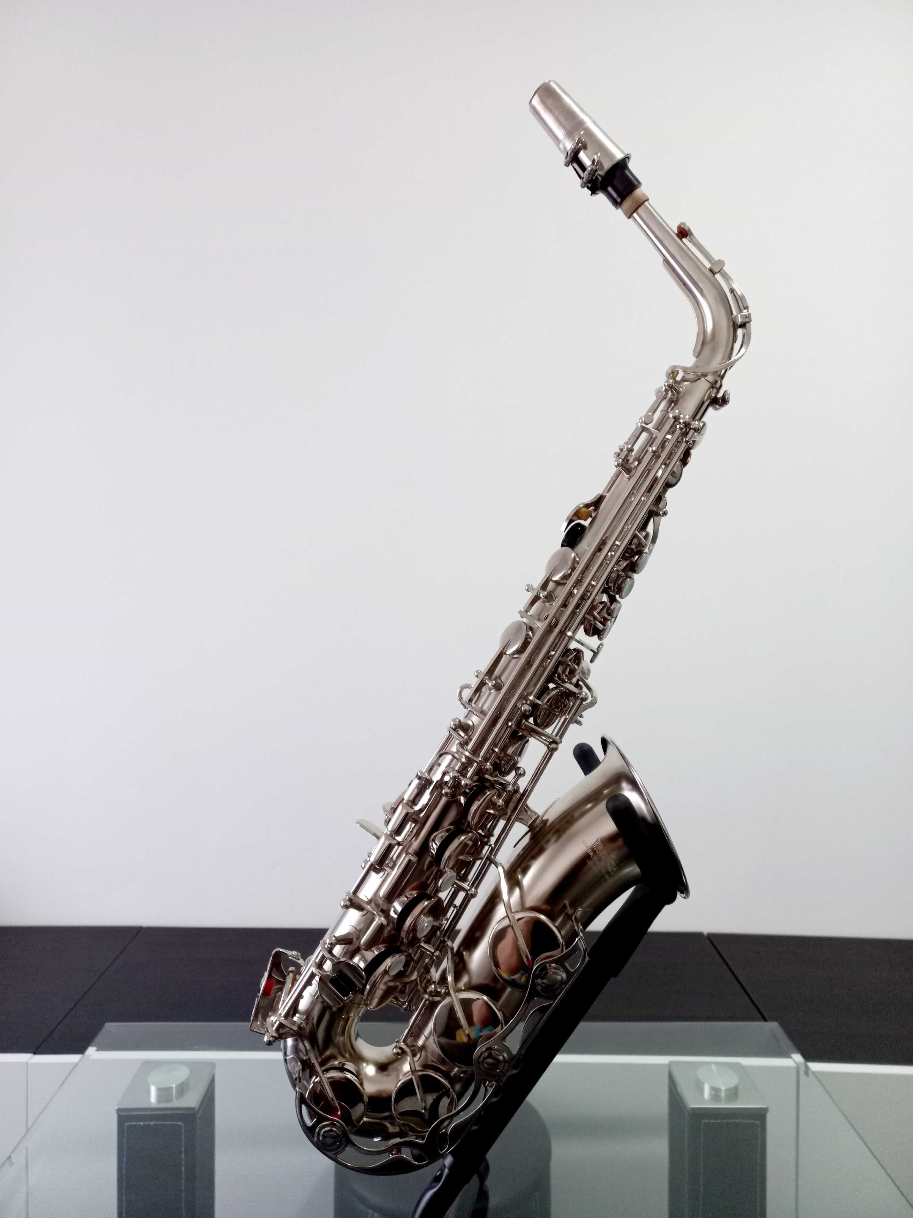 Saxofon Yamaha yas 25 argintat FARA ZGARIETURI