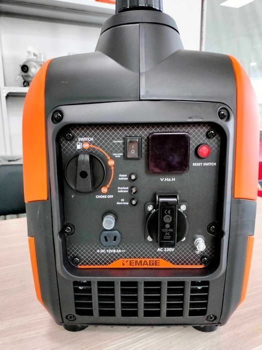 Генератор бензиновый безшумный инверторный 2кВт