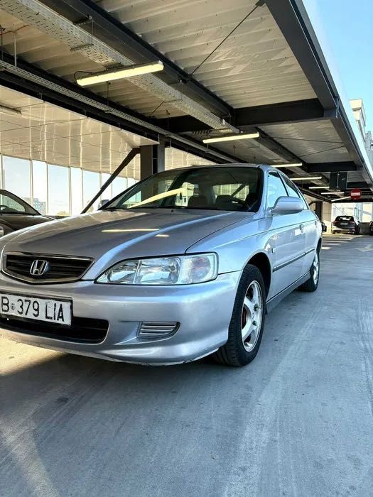 Honda Accord, 1.8 benzină, automată, 2002 – Full Options