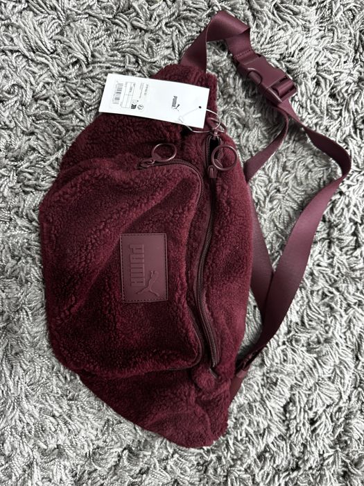 Nou cu eticheta:Borseta/genta Puma