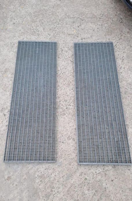 Trepte zincate galvanizate sunt soluția ideală pentru scările exterioa