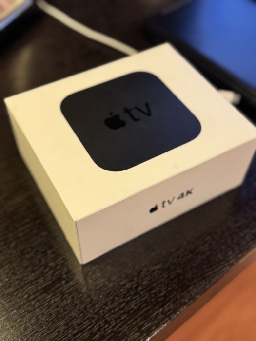 Apple TV 4K 32Gb , model A1842.