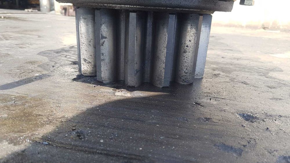 Hidromotor rotire reductor rotire Kawasaki M2X210CHB  excavator