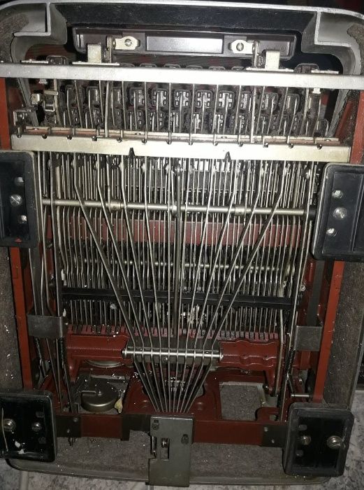 Masina de SCRIS masiva,masina de scris veche de calcul,colectie