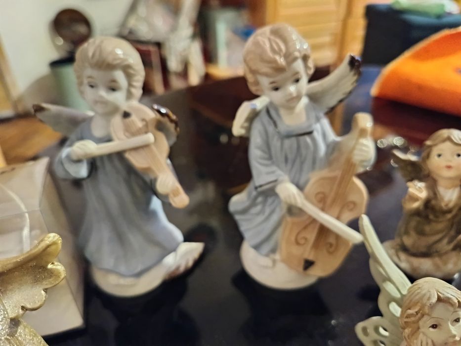 Статуетки на ангелчета