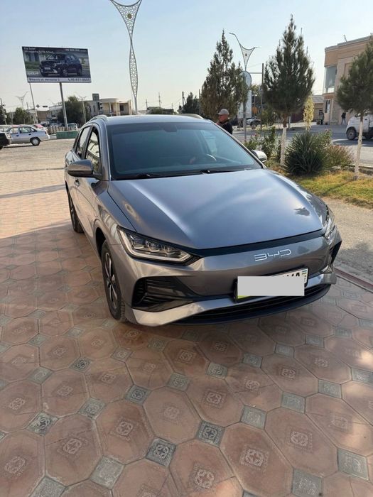 BYD E2 2024й 405км запас ход