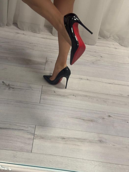 Pantofi Christian Louboutin