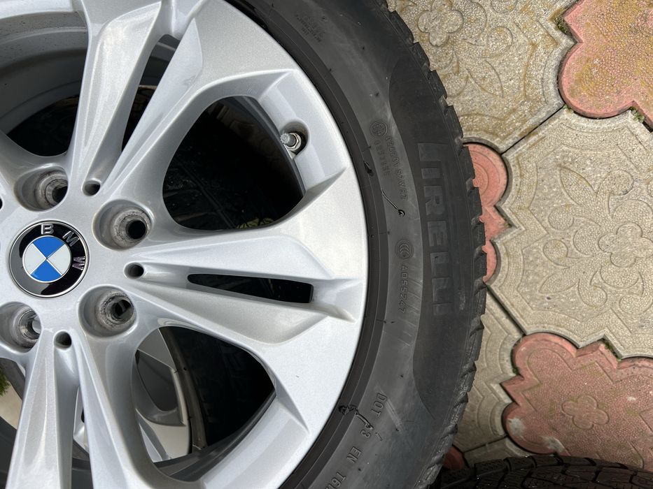 Jante BMW r17 + cauciucuri PIRELLI iarna - stare ireprosabila