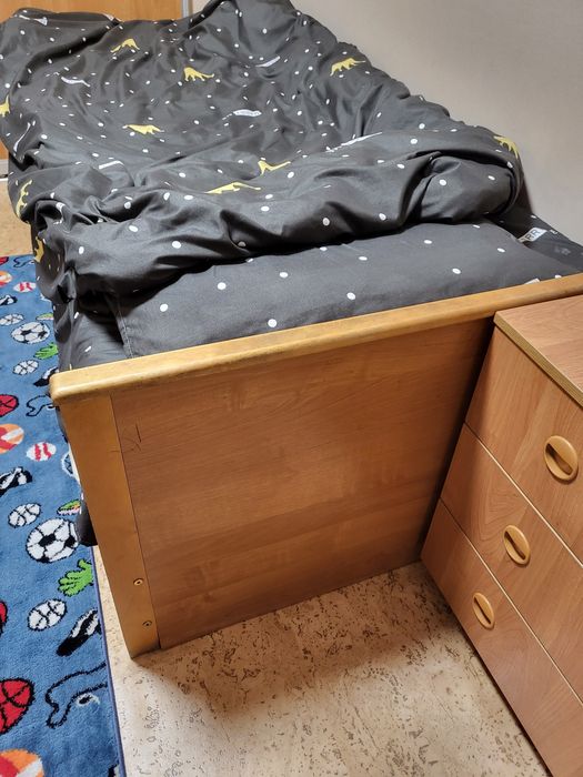 Продам кровать односпальная