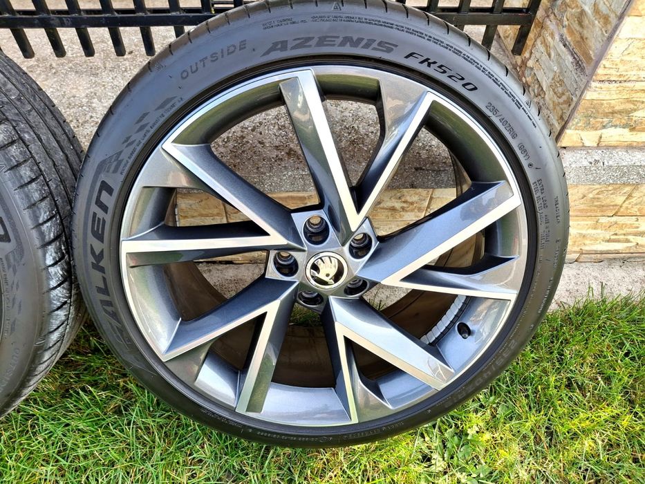 Jante Aliaj originale Skoda - 235-40-19 - Anvelope Falken Dot 2023 -