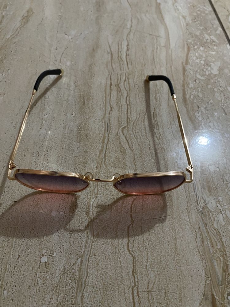 Ochelari Gucci originali ..detalii la telefon !