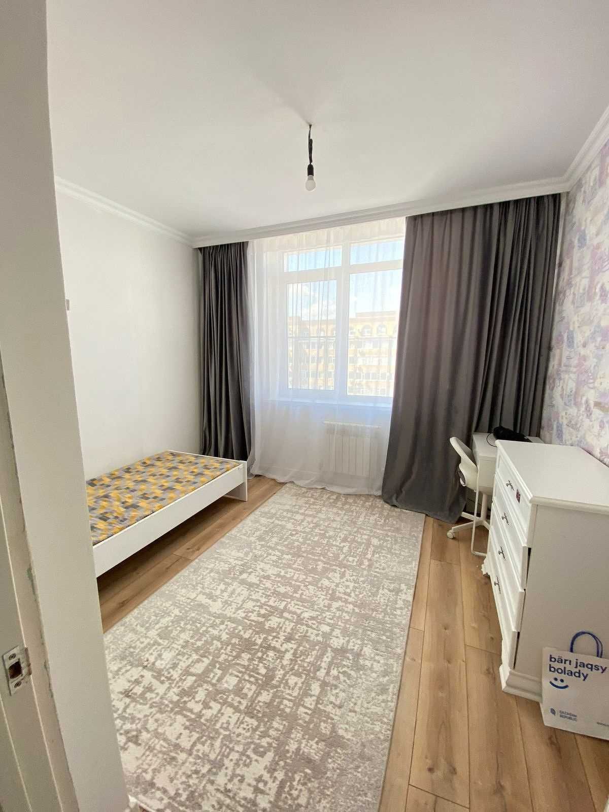 Продам 4-комнатную квартиру в самом центре Алтын Орда