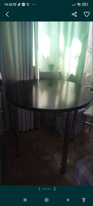 Продам кухонный стол