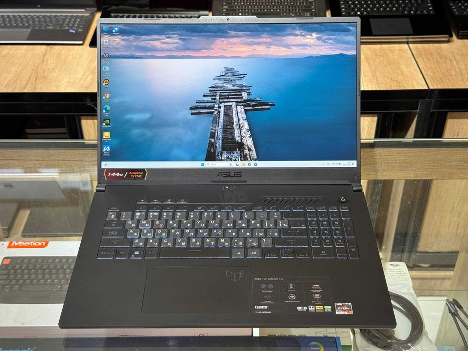 ASUS Gaming TUF F17 AMD Ryzen 7-6800H Ram 16 ssd 512 RTX 3060 6гб