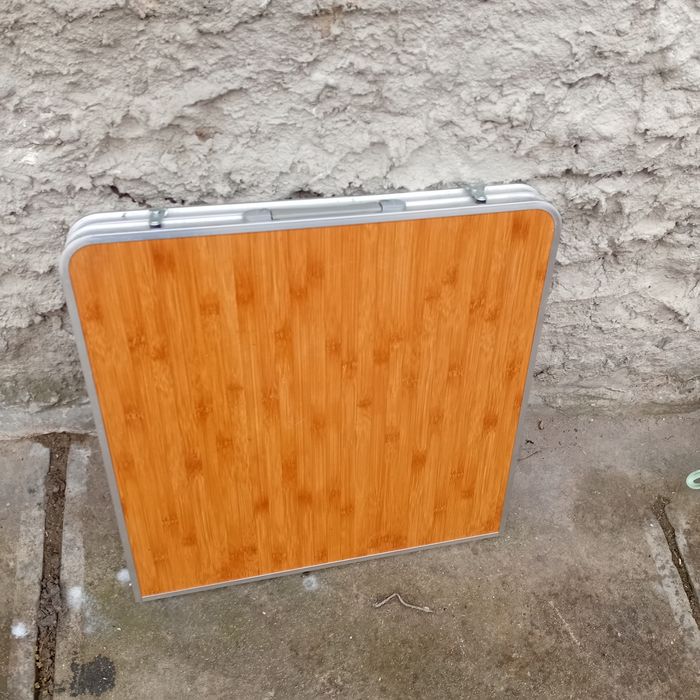 Vând 2 masure champing se inchid  noi nefolosite