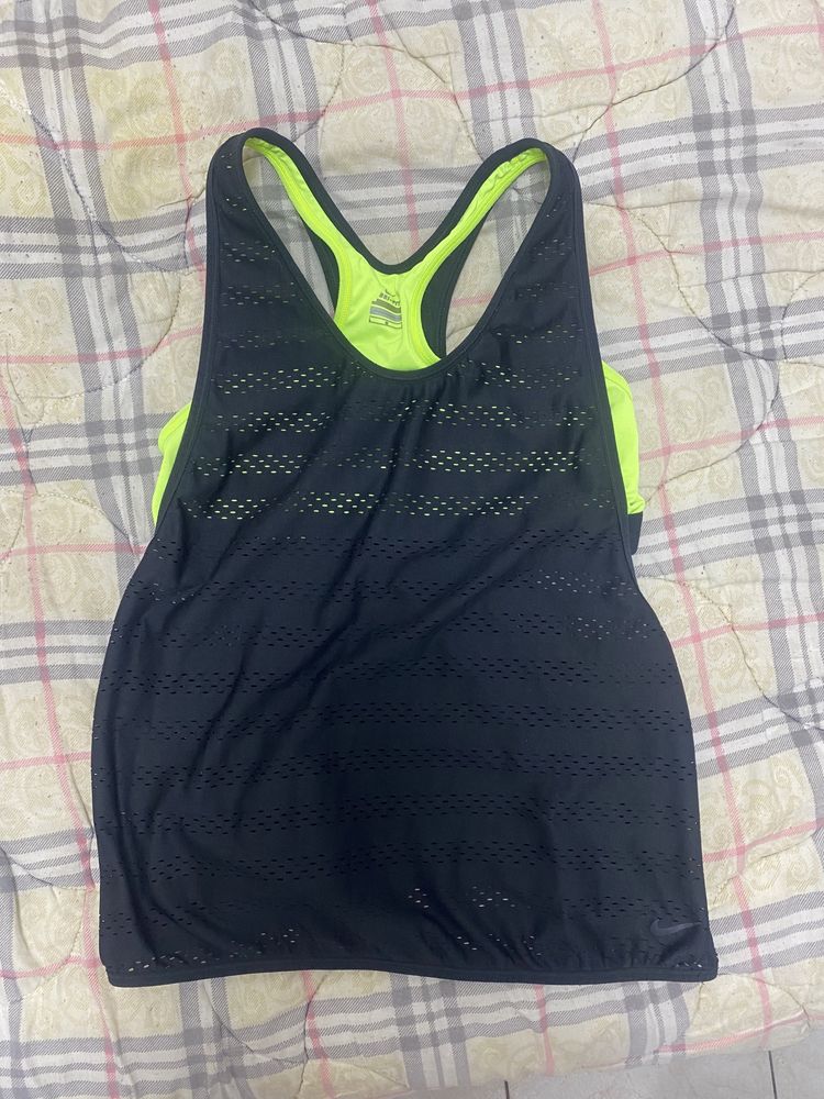 Дамски потник Nike Dry Fit