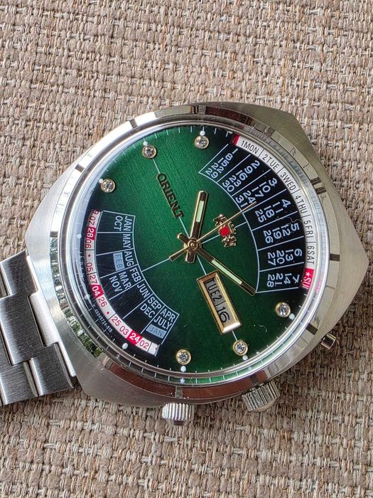 Orient multicalendar automatic