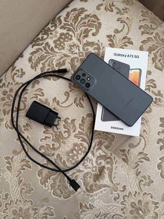Срочно продам Samsung A73 5G 256GB ЕАС в тёмно-серым цвете